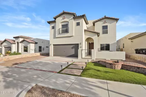 827 Bronze Hill Ave, Santa Teresa, NM 88008