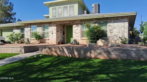 1779 Billy Casper Dr, El Paso, TX 79936
