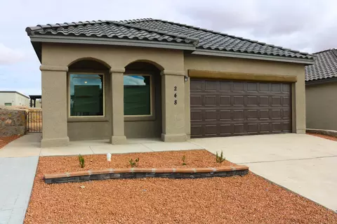972 Rothbury St, El Paso, TX 79928