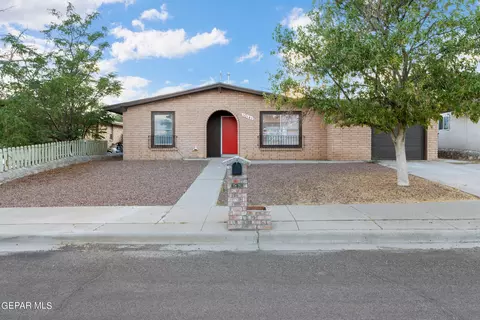 10141 Kirwood St, El Paso, TX 79924