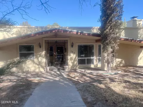 124 Feathermoon Dr, Santa Teresa, NM 88008