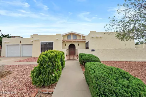 6712 Los Olivos Ct, El Paso, TX 79912