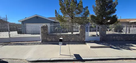 97 Desert Ct, Sunland Park, NM 88063