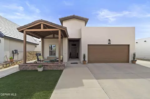 777 Pontop Hall St, El Paso, TX 79928