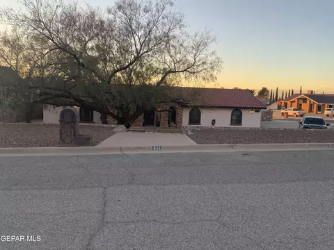 511 Greenhill Ln, El Paso, TX 79912