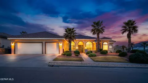 12162 Crystal Gate Dr, El Paso, TX 79936