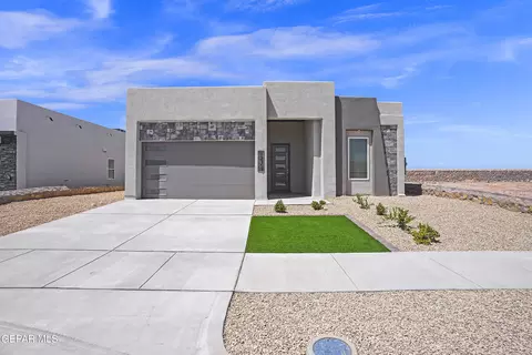 12709 Captain Claudia Ct, El Paso, TX 79928