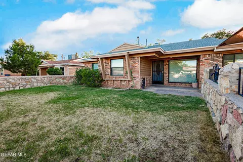 10085 Quebec St, El Paso, TX 79924