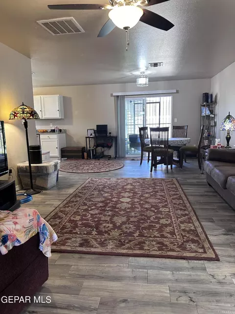 Living - 1604 Poplar St, Anthony, TX 79821 photo 1 of 2