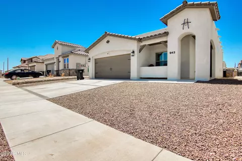 943 Yeldon Pl, El Paso, TX 79928