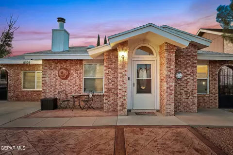 11509 White Bird Dr, El Paso, TX 79936