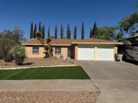 11307 Gene Sarazen Dr, El Paso, TX 79936