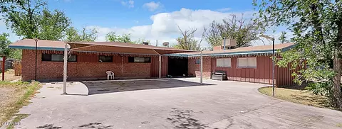 216 Smith Rd, El Paso, TX 79907