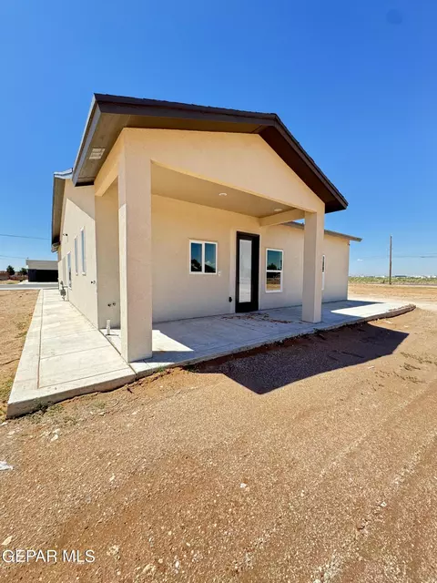 14911 Hinojos Ave, El Paso, TX 79938