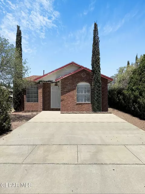 12045 Belfry Park Dr, El Paso, TX 79936