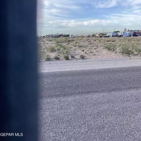 15140 Radlite Dr, Clint, TX 79836
