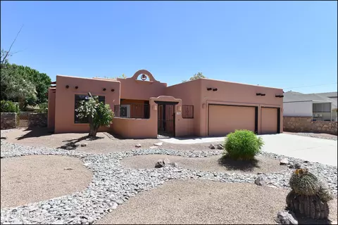 705 Camino Norte Ct, El Paso, TX 79932