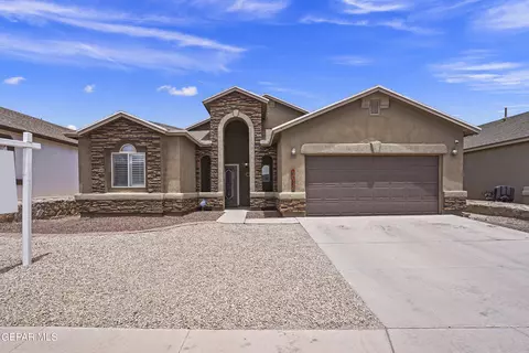 14681 Hunters Grove Ave, El Paso, TX 79938