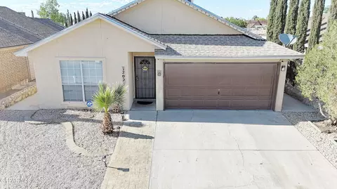 12027 Royal Woods Dr, El Paso, TX 79936