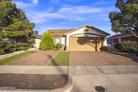 12512 Sombra Grande Dr, El Paso, TX 79938