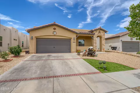 13213 Pocklington Rd, El Paso, TX 79928