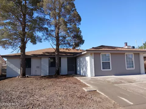 11840 Lewis Lee Ct, El Paso, TX 79936