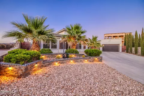 1690 Hough Way, El Paso, TX 79911