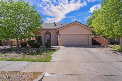 11973 Jim Webb Dr, El Paso, TX 79934