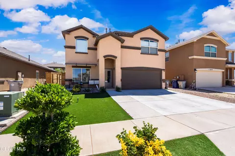 3845 Loma Reina Way, El Paso, TX 79938