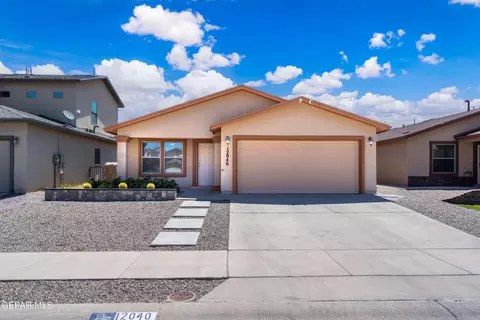 12040 Copper Mine Ln, El Paso, TX 79934