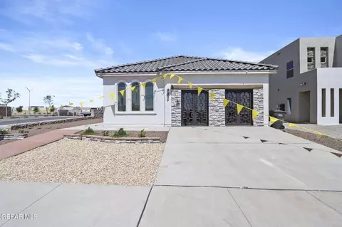 265 Adamtowne Dr, El Paso, TX 79928