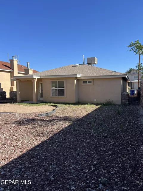6724 Dakota Ridge Dr, El Paso, TX 79912