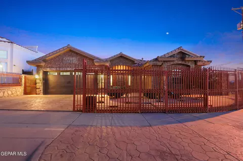 8400 Castner Dr, El Paso, TX 79907