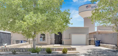4520 Hugo Reyes St, El Paso, TX 79938