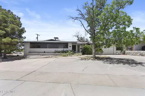 201 Thunderbird Dr, El Paso, TX 79912