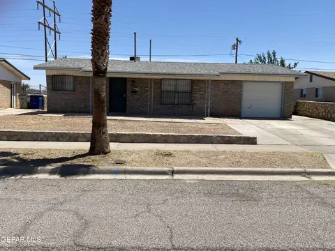 5536 Edinburg Dr, El Paso, TX 79924