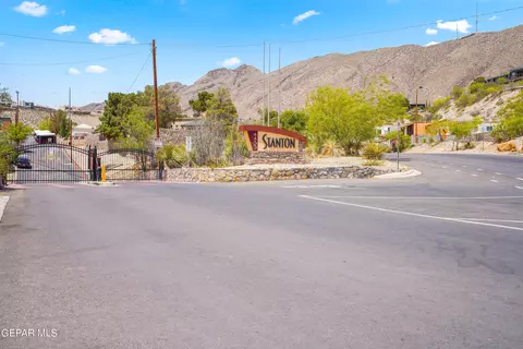 4433 Stanton St #J T 7, El Paso, TX 79902