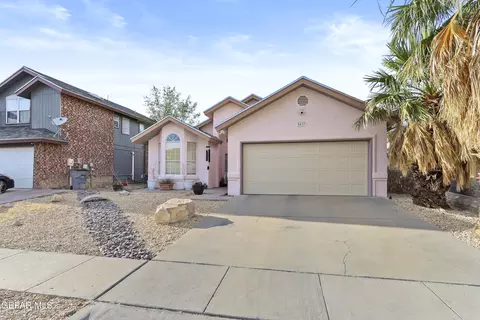 5437 Colin Powell Ave, El Paso, TX 79934