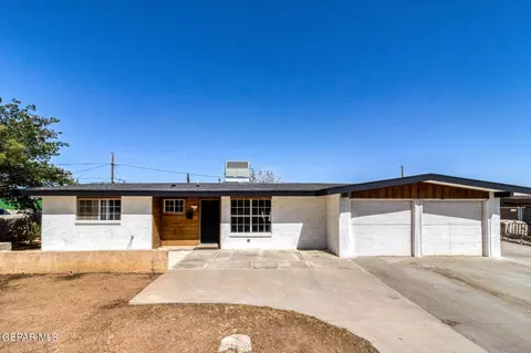 10060 Foothill Dr, El Paso, TX 79924