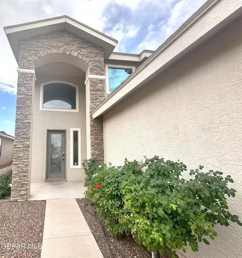 404 Sonaran Ct, El Paso, TX 79932 photo 2