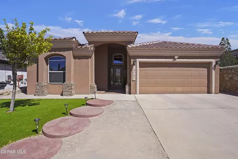 13737 Paseo Sereno Dr, Horizon City, TX 79928