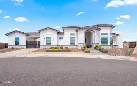 341 Emerald Tree Ln, Horizon City, TX 79928
