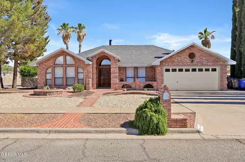 6700 El Parque Dr, El Paso, TX 79912