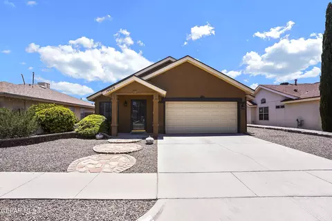 14020 Lago Azul St, Horizon City, TX 79928