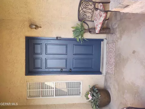 268 Arisano Dr, El Paso, TX 79932