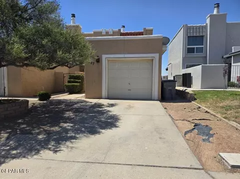 1707 Villa Santos Cir, El Paso, TX 79935