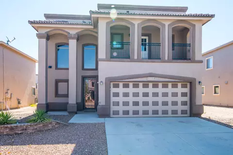 3102 Amistoso St, El Paso, TX 79938