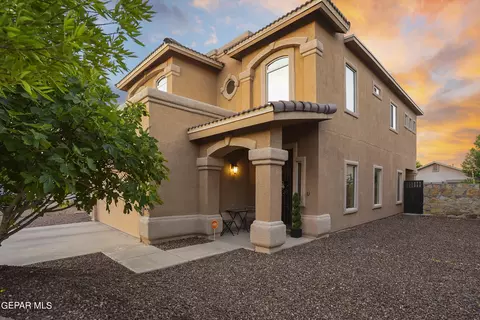 10964 Ray Mena Ln, El Paso, TX 79934