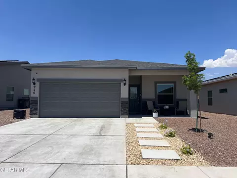 926 Nickel Hill Ave, Santa Teresa, NM 88008