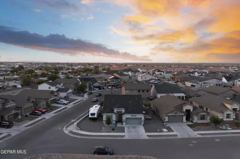 5933 Hidden Arbor Dr, El Paso, TX 79924
